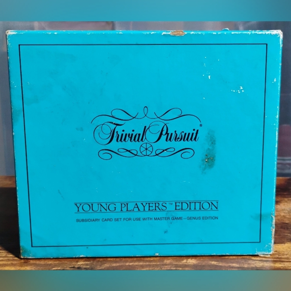 Trivial Pursuit Young Players Edition Board Game